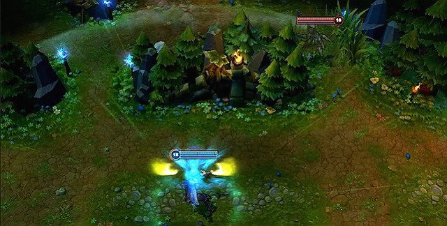 Co więcej, poprzez atakowanie Wrażliwego celu (pasyw) można zwiększyć szybkość ruchu i ataku Quinn co świetnie sprawdzi się w trakcie starcia z innym bohaterem 1 na 1 - Umiejętności | Quinn | League of Legends - League of Legends - poradnik do gry