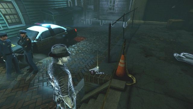 Dzięki notatce dowiesz się więcej o Funkcjonariuszu Baxterze. - Rozdział 1 - Przemyślenia Julii | Znajdźki | Murdered Śledztwo Zza Grobu - Murdered: Śledztwo Zza Grobu - poradnik do gry