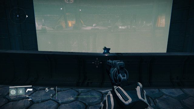 Duch w połowie zamkniętej przez kraty drogi - Moon | Dead Ghosts | Destiny - Destiny - poradnik do gry