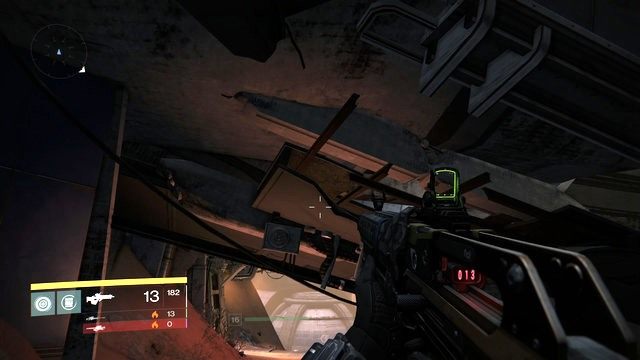 Uszkodzony sufit w tunelu między lokacjami - Mars | Gold Chests | Destiny - Destiny - poradnik do gry