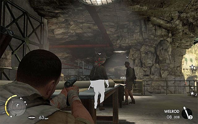 Wrogów stojących przy stole możesz zastrzelić lub ominąć - Dotarcie do fabryki | Misja 8 - Ratte Factory | Sniper Elite III Afrika - Sniper Elite III: Afrika - poradnik do gry