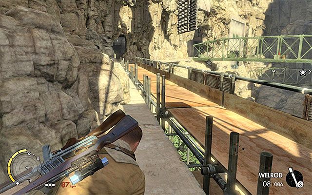 Wybieranie bocznych ścieżek pozwala na unikanie konfrontacji - Zniszczenie pierwszego transformatora | Misja 8 - Ratte Factory - Sniper Elite III: Afrika - poradnik do gry