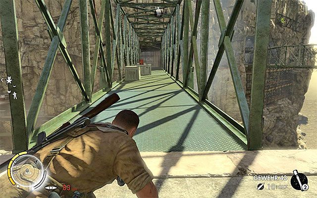 Wybierz jeden z mostów - Zniszczenie drugiego transformatora | Misja 8 - Ratte Factory - Sniper Elite III: Afrika - poradnik do gry