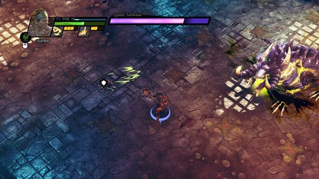 Bestia tuż przed plunięciem trucizną. - Forteca Enigmara | Kampania w Sacred 3 - Sacred 3 - poradnik do gry