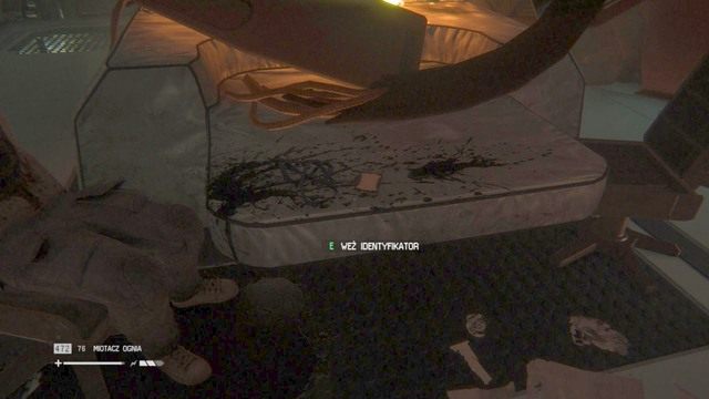 Identyfikator leży na stoliku obok zwłok w centralnej części pomieszczenia (między dwiema konsolami do zhackowania) - Dział Konserwacji stacji | Zaginione osoby i dzienniki w Obcy Izolacja - Obcy: Izolacja - poradnik do gry