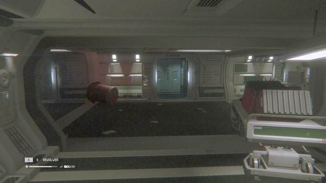 Po tym jak zobaczysz co stało się z Kuhlmanem odwróć się i podejdź do windy - Pomóż dr. Kuhlmanowi | Opis przejścia Obcy Izolacja - Obcy: Izolacja - poradnik do gry