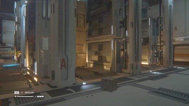 Po tym jak Android zostanie zniszczony cofnij się i przejdź na drugą stronę pokoju, na prawą stronę - Wróć do Taylor z medykamentami | Opis przejścia Obcy Izolacja - Obcy: Izolacja - poradnik do gry