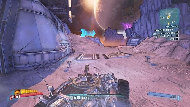 Po wzięciu pojazdu ustaw się na lini startowej i poczekaj aż Stalker zacznie odliczać - Pop Racing | Misje poboczne - Triton Flats w Borderlands The Pre-Sequel - Borderlands: The Pre-Sequel! - poradnik do gry