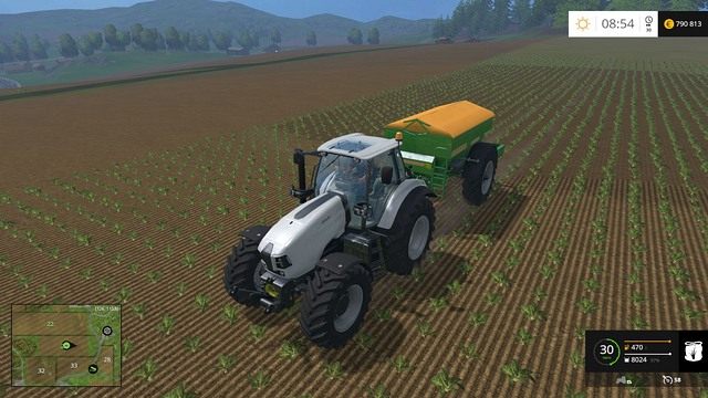 Ciemniejsza gleba oznacza miejsce, które zostało spryskane/nawiezione i wyda obfitszy plon. - Uprawa ziemi przygotowanie, zbiór i sprzedaż w Farming Simulator 15 | Podstawy - Farming Simulator 15 - poradnik do gry