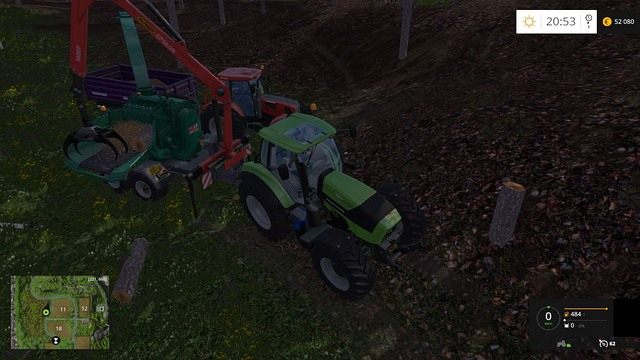 Aby przerobić drewno na wióry, musisz odpowiednio niewielki kawał drewna ułożyć na taśmie, która pchnie go w stronę rozdrabniacza. - Wycinka drzew w Farming Simulator 15 | Ważne informacje - Farming Simulator 15 - poradnik do gry