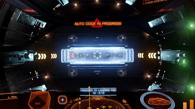 Kiedy komputer przejmie już kontrolę nad statkiem, w miejscu poprzedniego komunikatu pojawi się nowy: trwa auto dokowanie - Podstawowe manewry | Uzbrojenie i walka w Elite Dangerous - Elite: Dangerous - poradnik do gry