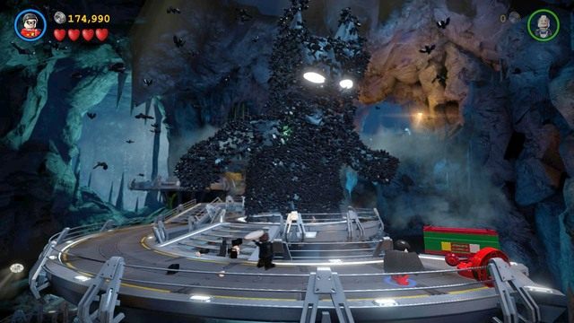 Czeka cię walka z bossem, kontrolowanym Batmanem - Batmolka | Opis przejścia Lego Batman 3 Poza Gotham - LEGO Batman 3: Poza Gotham - poradnik do gry