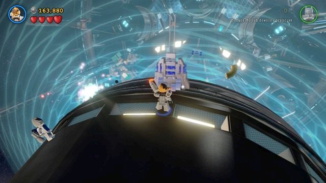 Po zebraniu wszystkich monet i niespodzianek przejdź do pola siłowego - Kostium Na Miarę Kosmosu | Opis przejścia Lego Batman 3 Poza Gotham - LEGO Batman 3: Poza Gotham - poradnik do gry