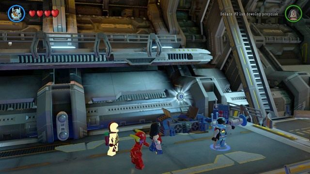 Po zniszczeniu obiektu, z klocków leżących na ziemi stwórz panel sterowania i uzyskaj dostęp szafki, która znajduje się obok ciebie - Na Strażnicy Porządku | Opis przejścia Lego Batman 3 Poza Gotham - LEGO Batman 3: Poza Gotham - poradnik do gry