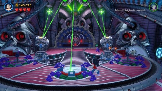 Żeby odbić centralny laser musisz stworzyć platformę dla Wonder Woman i wejść tą postacią w okrąg - Czaszkoła Przetrwania | Opis przejścia Lego Batman 3 Poza Gotham - LEGO Batman 3: Poza Gotham - poradnik do gry