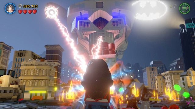 Powtórz ten krok z prawą macką a na ziemi zostaną rozsypane klocki, z których zbuduj platformę dla Wonder Woman - Brainiac (2) | Bossowie i taktyki Lego Batman 3 Poza Gotham - LEGO Batman 3: Poza Gotham - poradnik do gry