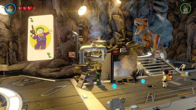 Drugi złoty klocek możesz zdobyć podczas pobytu w sali trofeów - Złote Klocki | Batjaskinia - sekrety w Lego Batman 3 Poza Gotham - LEGO Batman 3: Poza Gotham - poradnik do gry
