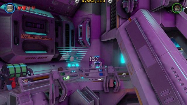 Pierwszą sytuację, w której musisz uratować Adama Westa będziesz miał w celach więziennych Strażnicy - Adam West | Strażnica - sekrety w Lego Batman 3 Poza Gotham - LEGO Batman 3: Poza Gotham - poradnik do gry