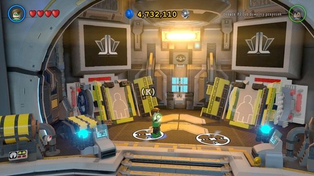 Przejdź na prawą stronę i użyj urządzenia do tworzenia własnych postaci - Zadania poboczne | Strażnica - sekrety w Lego Batman 3 Poza Gotham - LEGO Batman 3: Poza Gotham - poradnik do gry