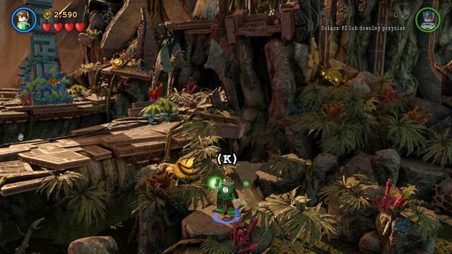 W momencie opuszczania mostu przeleć na prawą skałę i wykop z ziemi kwiatek jako Zielona Latarnia - Minizestawy | Sezon Na Pomarańcze - sekrety w Lego Batman 3 Poza Gotham - LEGO Batman 3: Poza Gotham - poradnik do gry