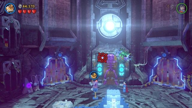 Trzeci minizestaw znajdziesz przy wyjściu z pierwszej lokacji, w momencie otwierania drzwi - Minizestawy | Indygująca Historia - sekrety w Lego Batman 3 Poza Gotham - LEGO Batman 3: Poza Gotham - poradnik do gry