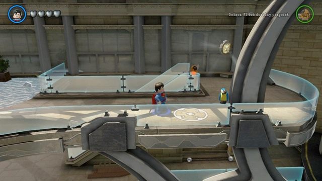 Ostatnią postać możesz odblokować w Hali Sprawiedliwości na najwyższym piętrze po lewej stronie - Postacie | Hala Sprawiedliwości i Zagłady - sekrety w Lego Batman 3 Poza Gotham - LEGO Batman 3: Poza Gotham - poradnik do gry