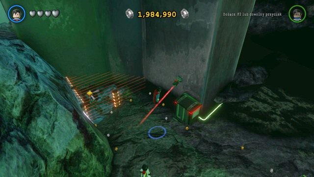 Podejdź do budki jako Batman w stroju z czujnikami i włącz niewidzialność - Złote Klocki | Oa - sekrety w Lego Batman 3 Poza Gotham - LEGO Batman 3: Poza Gotham - poradnik do gry