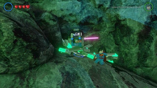 Przejdź na prawą stronę i zniszcz osłonę, która blokuje generator - Złote Klocki | Oa - sekrety w Lego Batman 3 Poza Gotham - LEGO Batman 3: Poza Gotham - poradnik do gry