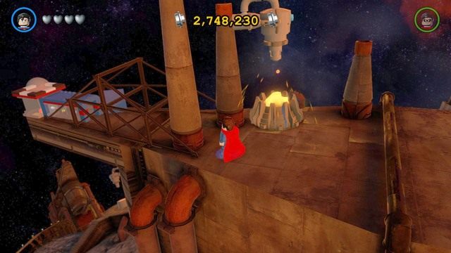 Wleć na dach budynku i zmień postać na Atoma - Adam West / Wyścigi | Qward - sekrety w Lego Batman 3 Poza Gotham - LEGO Batman 3: Poza Gotham - poradnik do gry