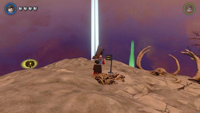 Żeby zebrać żeton musisz niszczyć kilkanaście flag w wymaganym odstępie czasowym między każdą z nich - Postacie i pojazdy | Ysmault - sekrety w Lego Batman 3 Poza Gotham - LEGO Batman 3: Poza Gotham - poradnik do gry