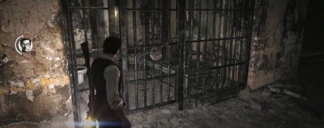 Przestrzel kłódkę, by dostać się do figurki z Kluczem. - Rozdział 5 - Zakamarki umysłu | Opis przejścia The Evil Within - The Evil Within - poradnik do gry