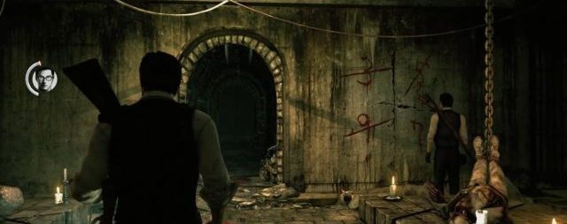 Rysunek na ścianie pokazuje kolejność stołów. - Rozdział 6 - Utrata Samokontroli | Opis przejścia The Evil Within - The Evil Within - poradnik do gry