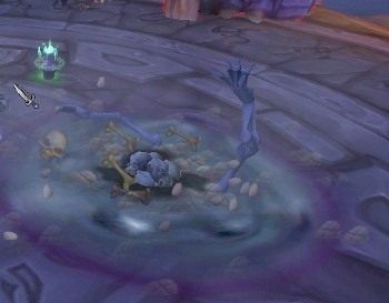 Nasz główny przeciwnik - Bonemaw korzysta z trzech głównych umiejętności - Shadowmoon Burial Grounds | Instancje (Dungeons) - World of Warcraft: Warlords of Draenor - poradnik do gry