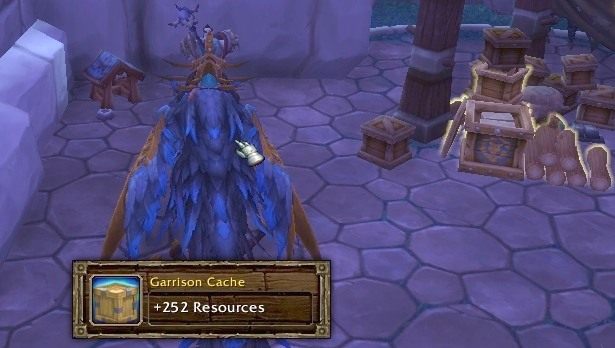 Pamiętaj o opróżnianiu skrzyni obok ratusza. Zapewnia ona małe, ale stałe źródło dochodu. - Jak zdobywać surowce | Garnizon w World of Warcraft Warlords of Draenor - World of Warcraft: Warlords of Draenor - poradnik do gry