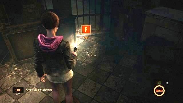 Przedmioty niewidoczne dla Claire mogą zostać zlokalizowane po użyciu latarki przez Moirę. - Ucieknij z zakładu cz.2 | Kolonia karna - Claire | Resident Evil Revelations 2 - Resident Evil: Revelations 2 - Kolonia Karna - poradnik do gry