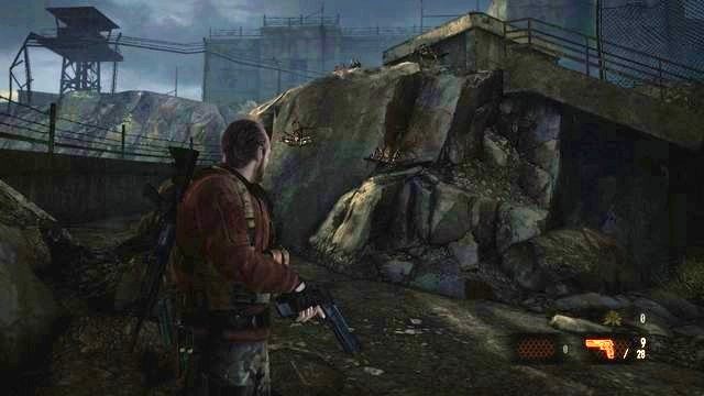 Pająki pomimo niewielkiego zagrożenia warto wyeliminować w miarę szybko. - Idź do wieży cz.1 | Kolonia karna - Barry | Resident Evil Revelations 2 - Resident Evil: Revelations 2 - Kolonia Karna - poradnik do gry