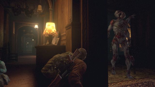 Już zza ściany wyceluj w czuły punkt czającego się wroga. - Znajdź Alex | Metamorfoza - Barry | Resident Evil Revelations 2 - Resident Evil: Revelations 2 - Kolonia Karna - poradnik do gry