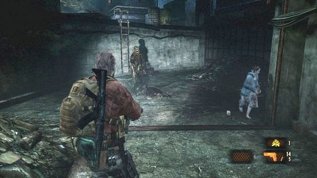 Schodząc na dół zostaniesz zaatakowany przez kilku przeciwników. - Idź na szczyt klifu | Metamorfoza - Barry | Resident Evil Revelations 2 - Resident Evil: Revelations 2 - Kolonia Karna - poradnik do gry