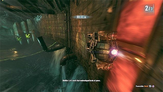 Schowaj przeszkodę zanim ponownie przejedziesz po prawej ścianie - Pierwsza próba Człowieka-Zagadki | Zemsta Człowieka-Zagadki - Batman Arkham Knight - poradnik do gry