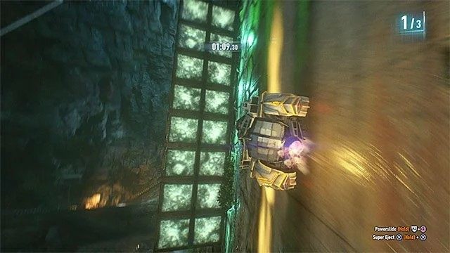 Nie zwalniaj zbytnio podczas przejazdu po prawej ścianie - Dziewiąta próba Człowieka-Zagadki | Zemsta Człowieka-Zagadki - Batman Arkham Knight - poradnik do gry