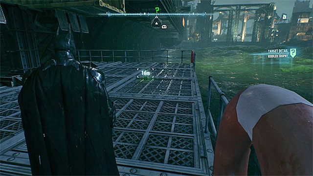 Zbadaj platformę przy wodzie - Trofea Człowieka-Zagadki na wyspie Founders Island (17-33) | Wyspa Founders Island - Batman Arkham Knight - poradnik do gry
