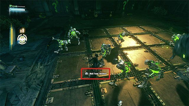 Gra informuje o możliwości odpalenia ataku zespołowego - Odnalezienie Kobiety-Kota w sierocińcu Człowieka Zagadki | Główny wątek fabularny - Batman Arkham Knight - poradnik do gry