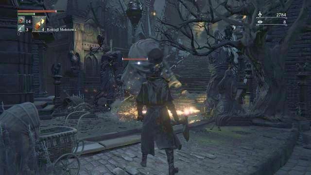 Więksi przeciwnicy to więcej Tętnień krwi. - Jak odblokować główną bramę w Rewirze Katedralnym w Bloodborne? - Bloodborne - poradnik do gry