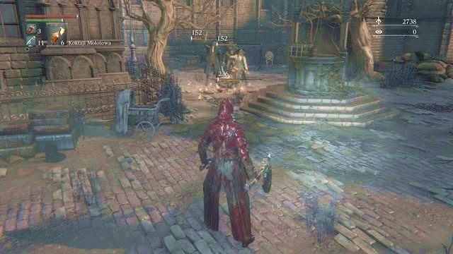 Jeden celnie rzucony Koktajl Mołotowa może od razu zabić kilku słabszych przeciwników. - Walka w Bloodborne - Bloodborne - poradnik do gry