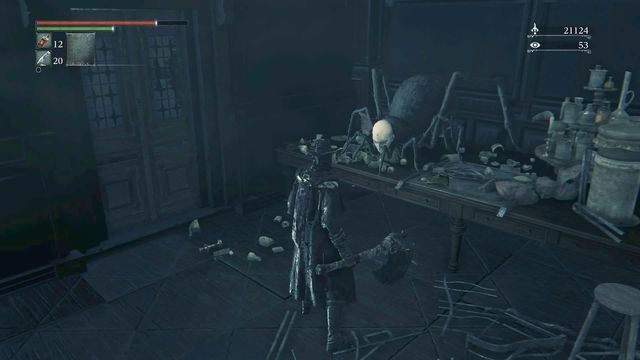 Po rozmowie nie zapomnij o otwarciu drzwi. - Budynek Auli - 1 piętro | Opis przejścia Bloodborne - Bloodborne - poradnik do gry