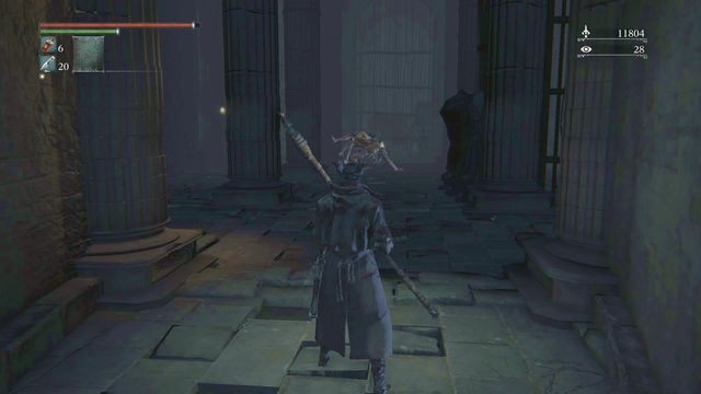 Zaraz po zejściu na dół zaatakuje Cię silny przeciwnik - wilkołak. - Yahargul, Niewidzialna wioska - Kaplica Yahargul | Opis przejścia Bloodborne - Bloodborne - poradnik do gry