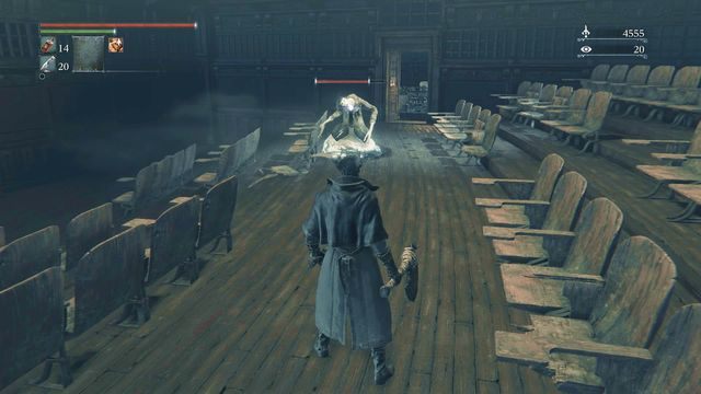 Przeciwnik zeskoczy zaraz po wejściu do dużej sali. - Budynek Auli | Opis przejścia Bloodborne - Bloodborne - poradnik do gry