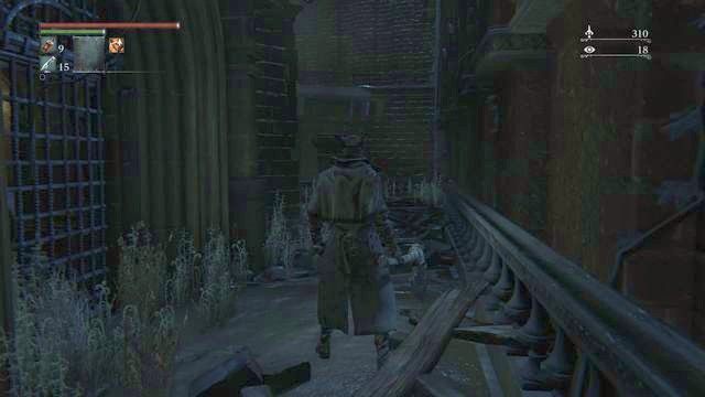 W dalszej części odblokujesz skrót (kraty z lewej strony). - Stare Yharnam | Opis przejścia Bloodborne - Bloodborne - poradnik do gry