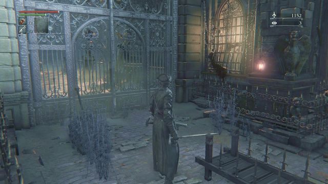 Okno, w którym porozmawiasz z dziewczynką szukającą matki. - Centrum Yharnam - Akwedukt | Opis przejścia Bloodborne - Bloodborne - poradnik do gry