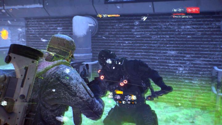 Za wszelką cenę powstrzymaj wroga przed zbliżeniem się do ciebie. - Łowcy (Hunters) w The Division | Nowi przeciwnicy w The Division - The Division - poradnik do gry